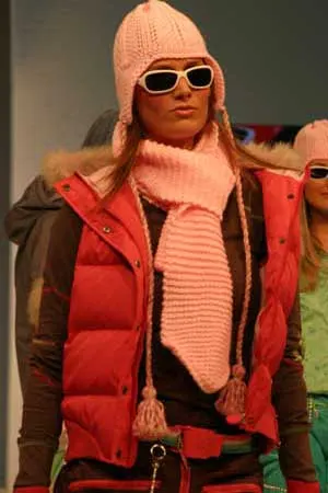 Zdjęcie 46 z galerii Moda na zimę 06/07 cz.I