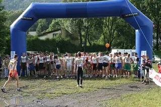 Zdjęcie 21 z galerii Bieg pod próg 2005