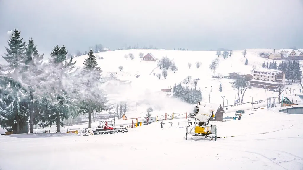 Zdjęcie 2 z galerii Zieleniec Ski Arena: 2 grudnia rusza sezon zimowy