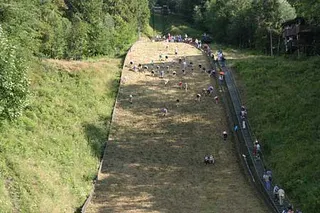 Zdjęcie 30 z galerii Bieg pod próg 2005