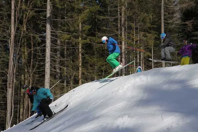 WorldSkiTest 2009 Twin Tip, zdjęcie 1