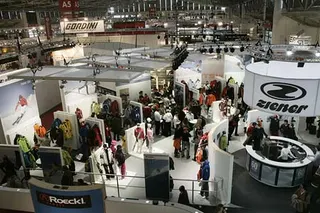 Zdjęcie 10 z galerii ISPO zima 06: sportswear ISPO