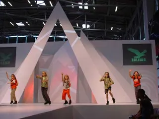 Zdjęcie 9 z galerii Targi ISPO 2002: hala outdoor