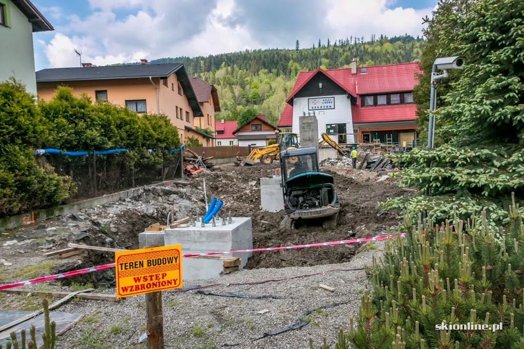 Zdjęcie 35 z galerii COS Szczyrk: budowa nowej 4-os. kolei (maj 2017)
