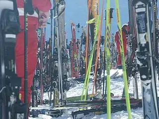 Niskie ceny, wspaniała pogoda... długie kolejki