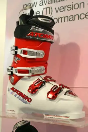 But zawodniczy Atomic RT TI 150