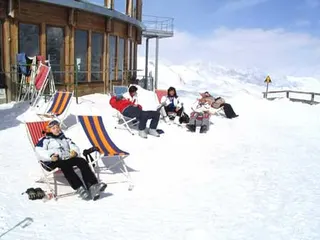 Chwila wypoczynku. Hotel Grawand 3212m.