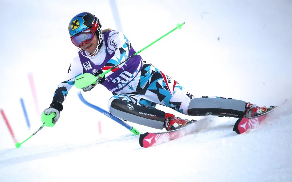Slalom kobiet w Levi: team kobiet Atomica 11.2016, zdjęcie 2