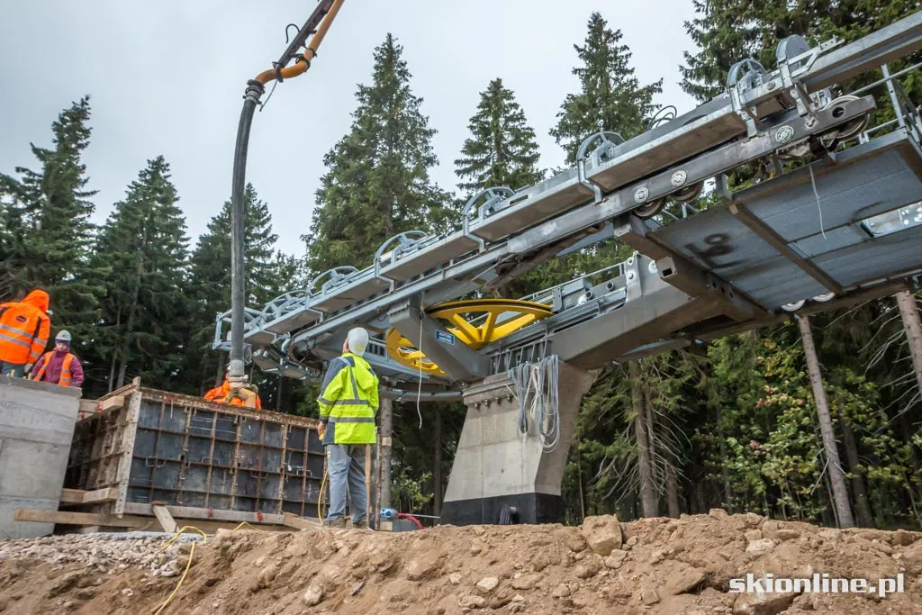 Pec pod Śnieżką: 4-os. kolej Zahradky Express, zdjęcie 3