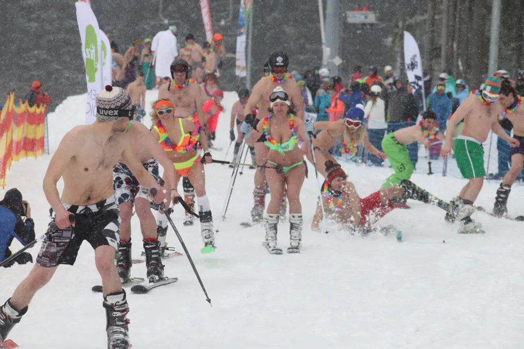 Jasna Bikini Skiing 2015