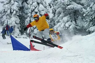 Zdjęcie 32 z galerii Lot Charters Ski Cross
