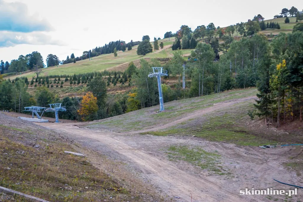 Ski Arena Zieleniec: budowa czerwonej kanapy, zdjęcie 21