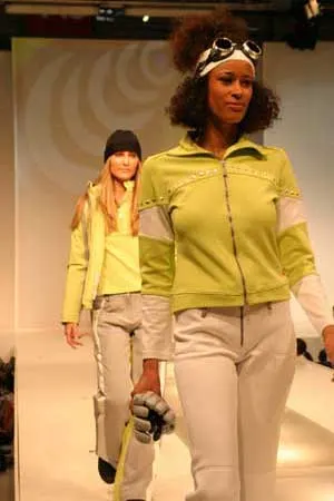Zdjęcie 75 z galerii Moda na zimę 06/07 cz.I