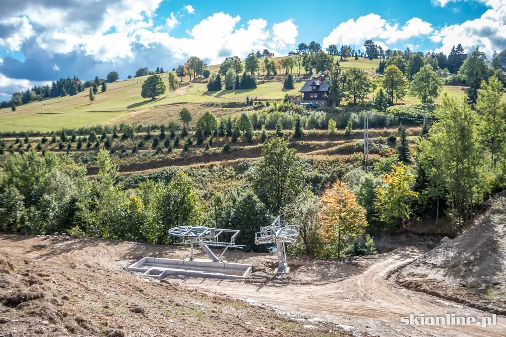 Ski Arena Zieleniec: budowa czerwonej kanapy, zdjęcie 20