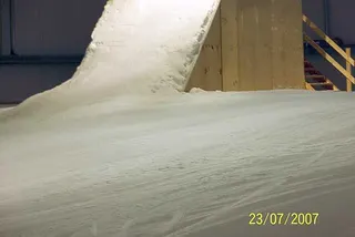 Wittenburg: narty w hali, zdjęcie 2