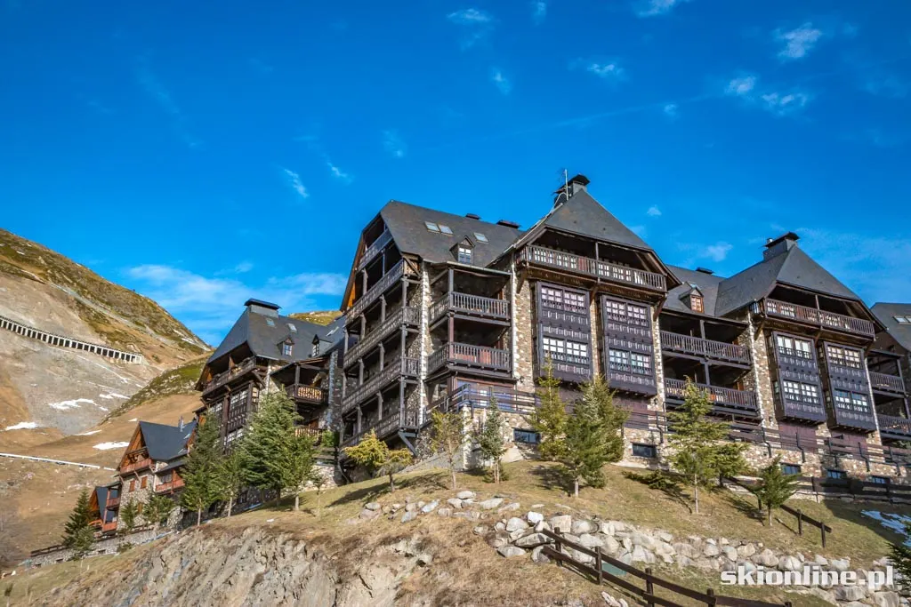 Baqueira w dolinie Val d’Aran w Hiszpanii