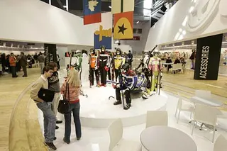 Zdjęcie 23 z galerii ISPO zima 06: sportswear ISPO