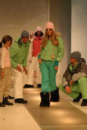 Zdjęcie 40 z galerii Moda na zimę 06/07 cz.I