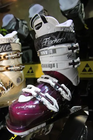 Fischer buty z kolekcji 2011/2012, zdjęcie 22
