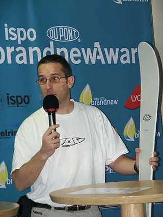 Nart Zag: pierwsza nagroda Brand New