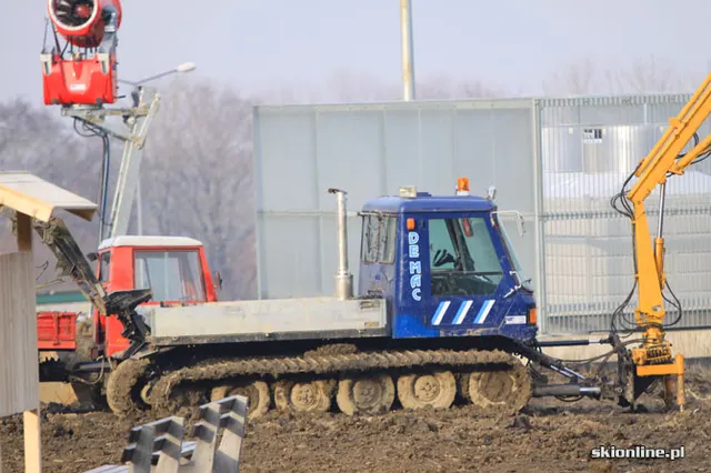 Budowa ośrodka na dębowcu, zdjęcie 37