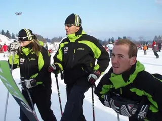 Ekipa Carving Sport na w barwach Elana
