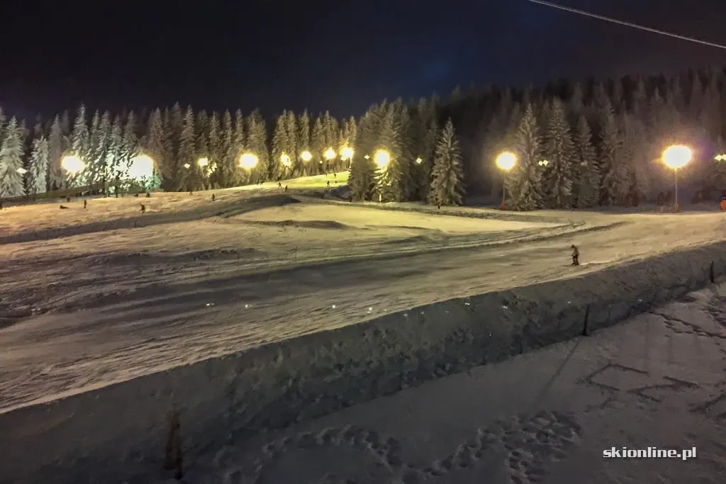 Czarna Góra Resort: narty wieczorową porą fot/J.Ciszak, zdjęcie 4