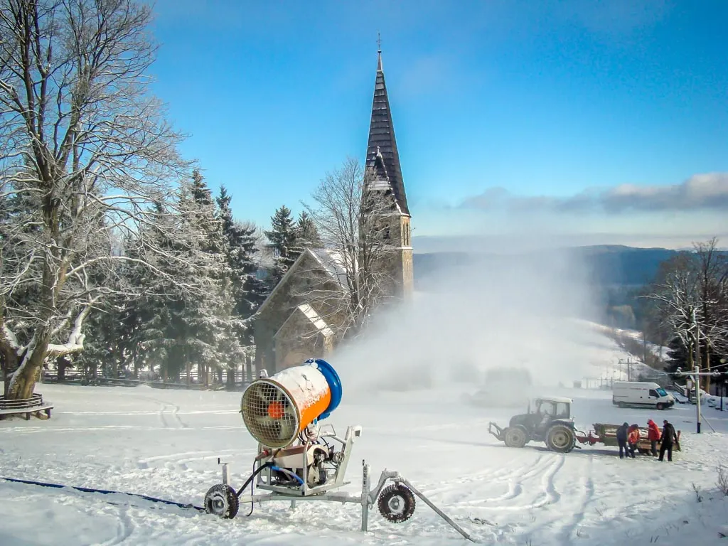 Zdjęcie 16 z galerii Ski Arena Zieleniec. Pierwsze naśnieżanie 15/16