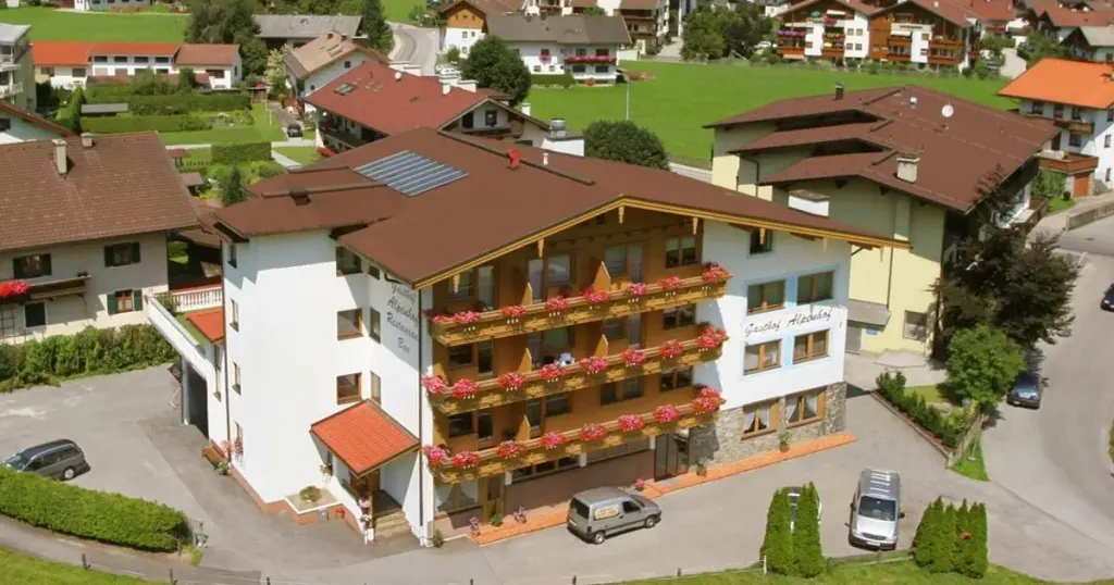 Alpenhof Hotel Garni Supreme, Zell am Ziller