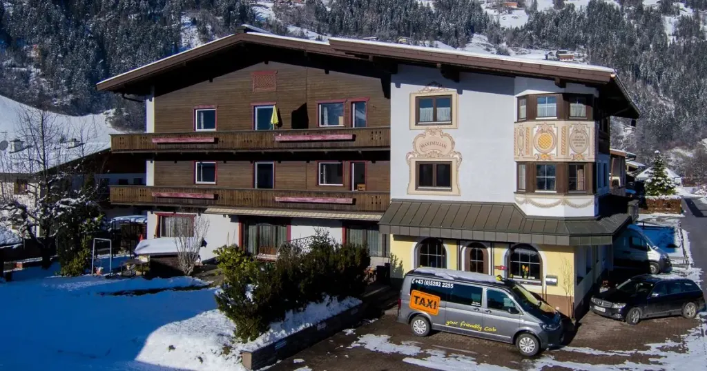 Hotel Garni Maximilian, Zell am Ziller