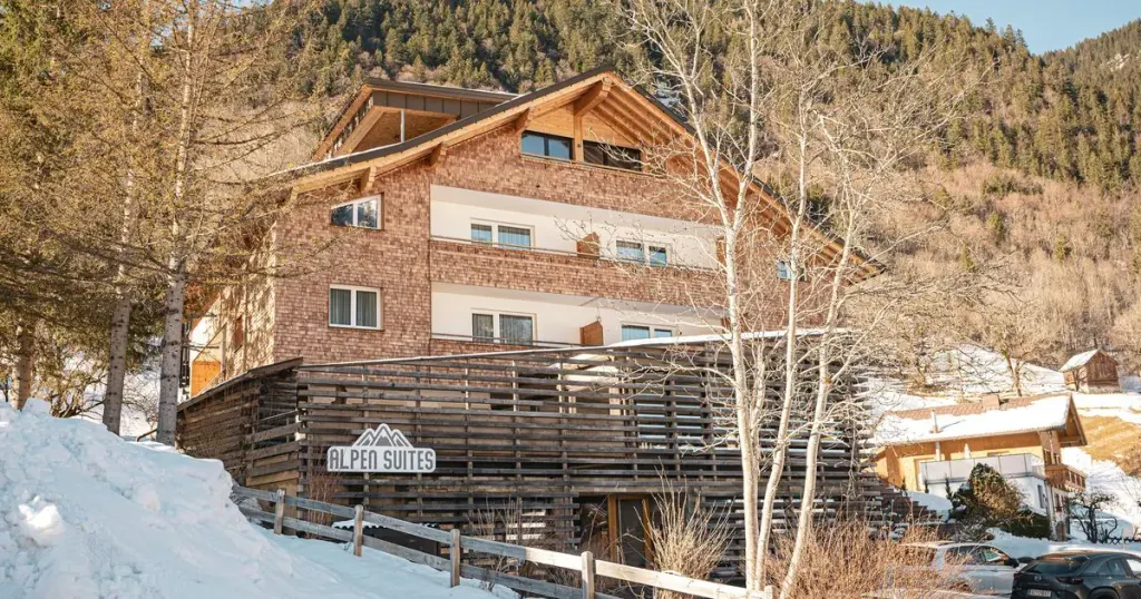 Alpen Suites, Brand