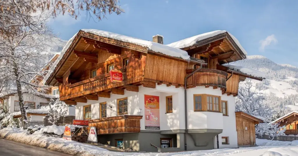 Landhaus Kostenzer, Fügen (Tyrol)