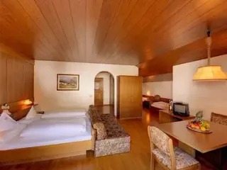 Hotel Alaska, zdjęcie 13