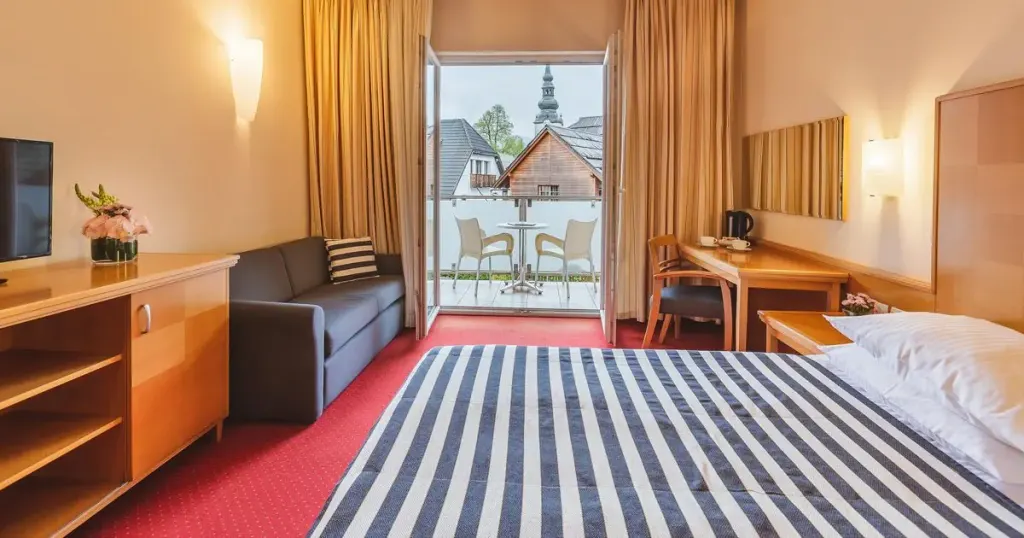 Hotel Ramada Hotels & Suites, zdjęcie 3