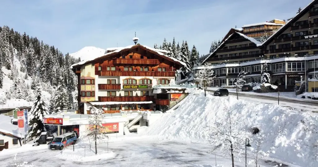 Hotel Almhof, Fugenberg (Tyrol)