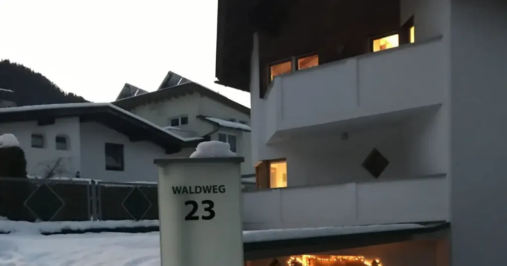 Apart Hackl, zdjęcie 11