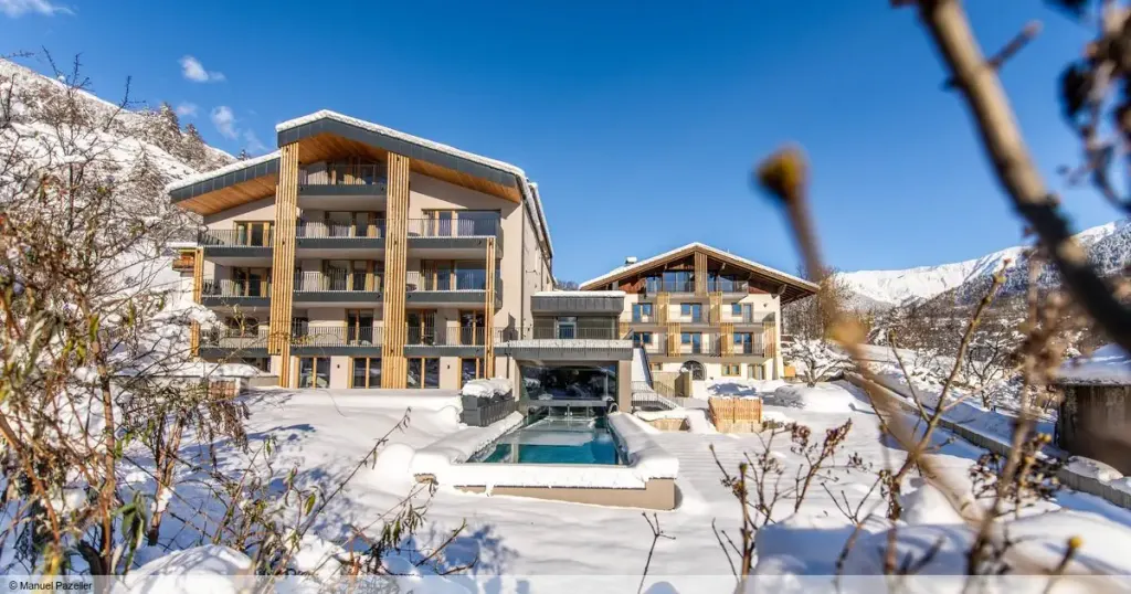 Maraias Luxury Suites & Apartments, Burgusio