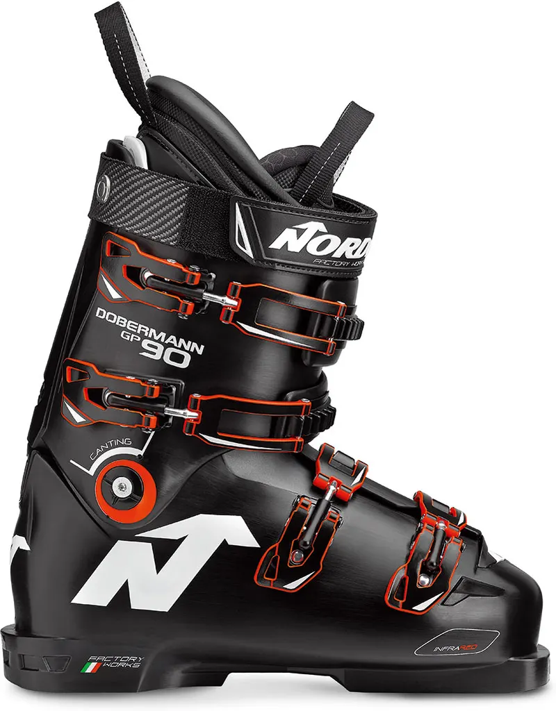 Nordica Dobermann GP 90, kolekcja 2017/18
