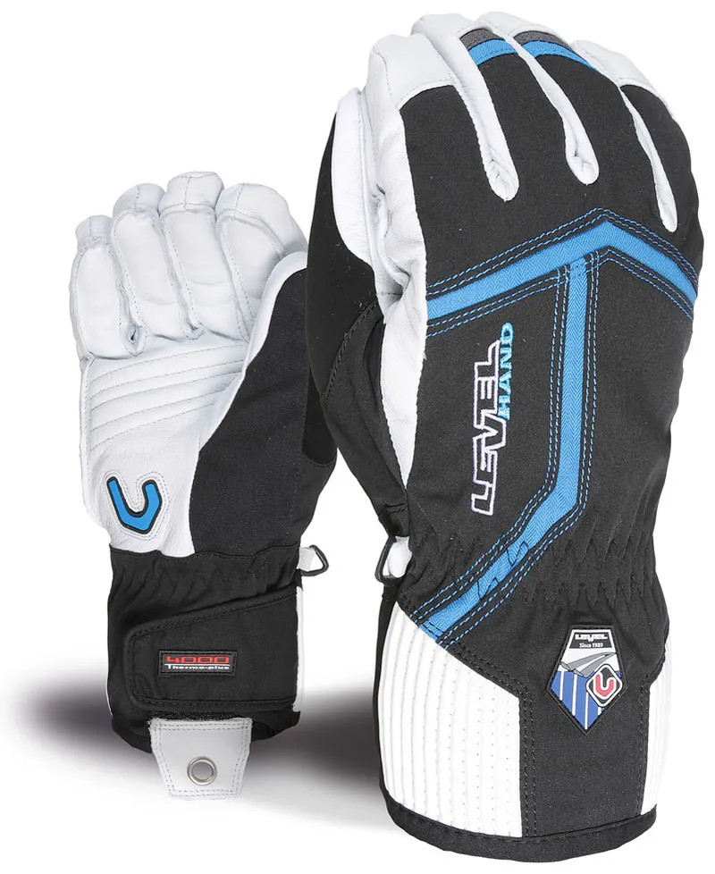 Level Off Piste Short black-white