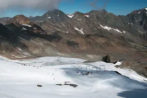 Lodowiec Stubai. Największa w Tyrolu stacja na lodowcach