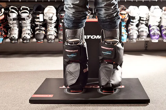 Bootfitting, czyli królewski komfort w butach narciarskich: wywiad z Maksem Śpiewakiem