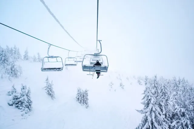 Najpopularniejsze zakłady w skokach narciarskich fot. unsplash.com