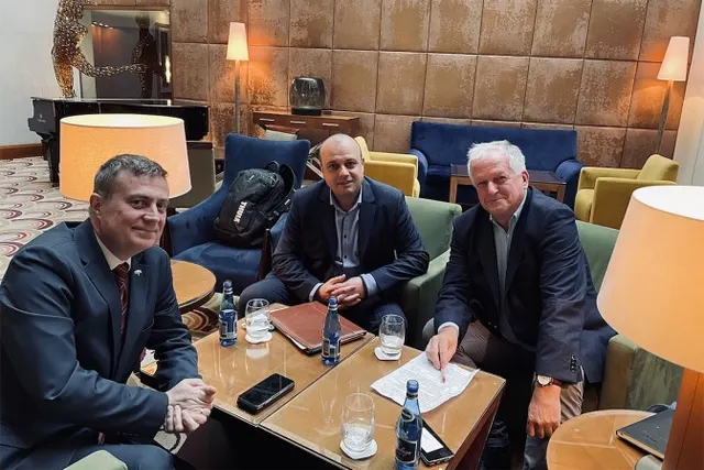 Nikolai Kostov, dyrektor NPT Bułgarii w Polsce, Hristo Prodanov, minister turystyki, Adam Gąsior