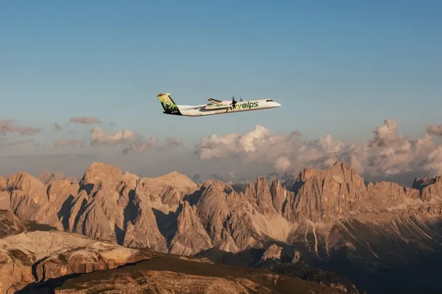 Bezpośrednio z Warszawy w Dolomity. SkyAlps uruchamia loty do Bolzano na sezon narciarski 25/26