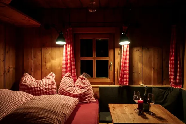Maso Corto: nocleg w dawnym posterunku celnym Zollhaus na 2850 m