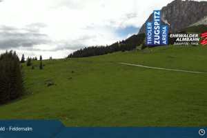 Kamera Ehrwald Ehrwalder Almbahn - Tiroler Zugspitz Are Feldernalm (LIVE Stream)