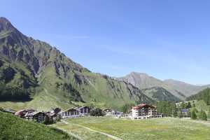 Kamera Samnaun  Samnaun - Dorf