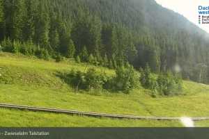 Kamera Dachstein West - Zwieselalm Talstation (LIVE Stream)