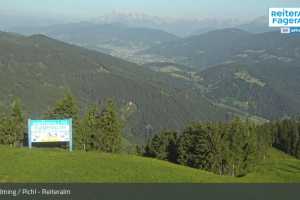 Kamera Reiteralm  Bergstation 6er-Sesselbahn (LIVE Stream)