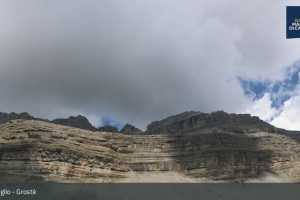 Kamera Val Rendena Madonna di Campiglio Grosta Sessellift - Talstation (LIVE Stream)